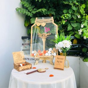 Tranh Ký Tên Thả Tim Hình Lọ Có Khắc Tên, Ngày Cưới Mix Màu Tim Theo Yêu Cầu - Hộp Khách Mời Ký Tên Và Thả Tim - Phụ Kiện Decor Bàn Gallery Trang Trí Tiệc Cưới, Đám Hỏi