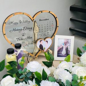 Tranh Rót Cát Khung Gỗ Hình Tim Đôi Có In Hình Theo Yêu Cầu Lưu Giữ Kỷ Niệm Ngày Cưới - Phụ Kiện Dùng Cho Nghi Thức Lễ Cưới, Đám Hỏi, Tiệc Báo Hỷ