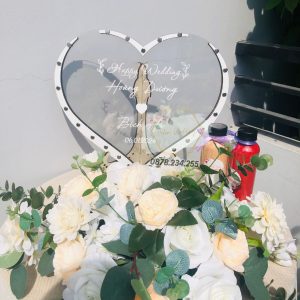 Tranh Rót Cát Hình Trái Tim Trong Suốt Khắc Tên Theo Yêu Cầu Lưu Giữ Kỷ Niệm Ngày Cưới - Phụ Kiện Dùng Cho Nghi Thức Đám Cưới, Đám Hỏi, Tiệc Báo Hỷ